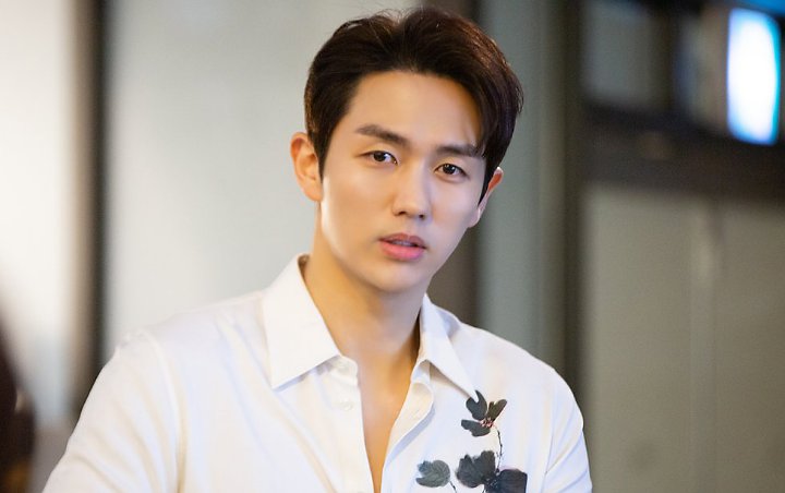 Eks personel 2AM, Seulong