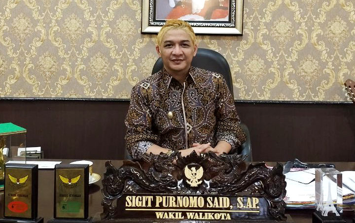 Bukan Karena Ditegur, Terungkap Alasan Pasha Ungu Cukur Habis Rambut Pirangnya Gara-gara Ini