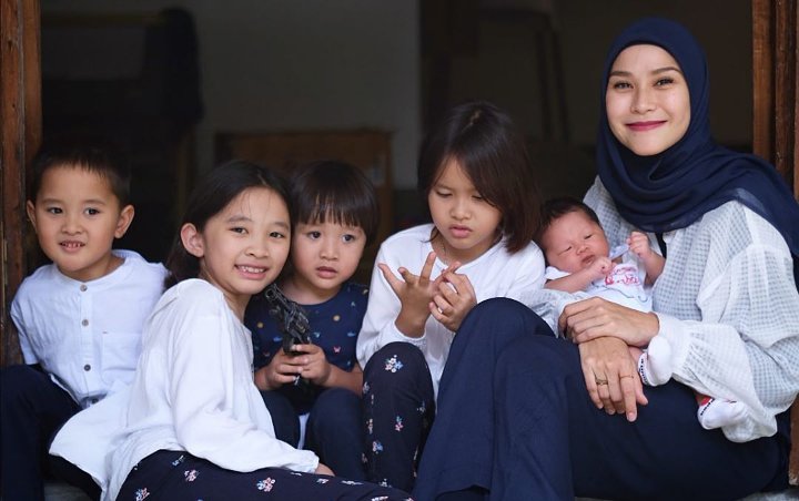 Kebanyakan Anak, Momen Zaskia Adya Mecca Lupakan Putra Bungsunya Disebut Mirip 'Home Alone'