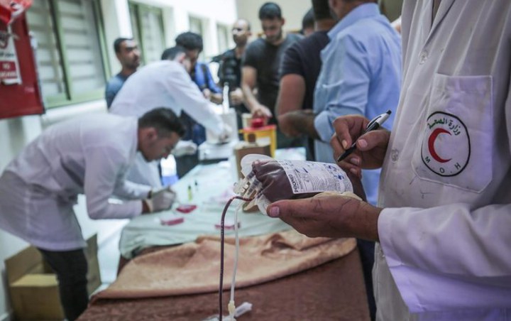 Warga Gaza Galang Donor Darah untuk Bantu Korban Ledakan Lebanon