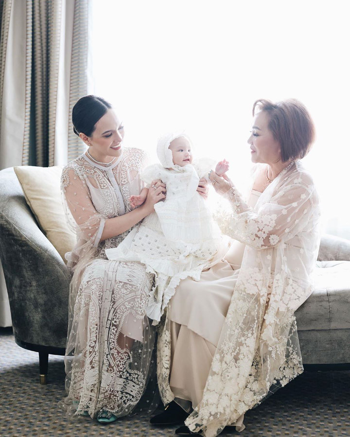 Claire Bareng Sang Mama dan Nenek