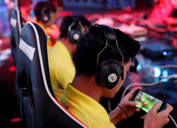 Lomba Game Online