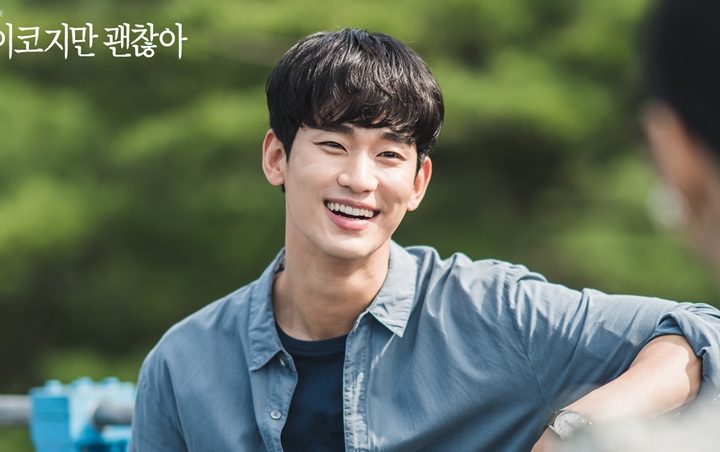 Kim Soo Hyun Posting Video Lawak di Lokasi Syuting, Fans Tebak Kangen Seo Ye Ji