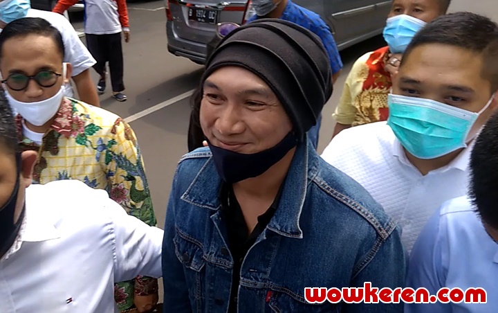 Anji Diperiksa Polisi Terkait Laporan Penyebaran Berita Bohong 'Obat COVID-19'