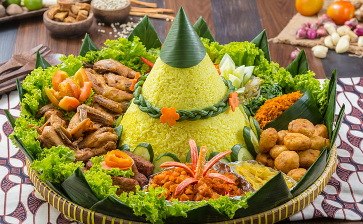 Nasi Tumpeng