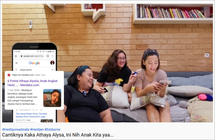 Vlog Hesti Purwadinata
