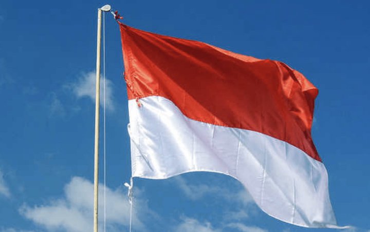 Disorot Karena Tak Kibarkan Bendera Merah Putih di AlunAlun, Pemkab