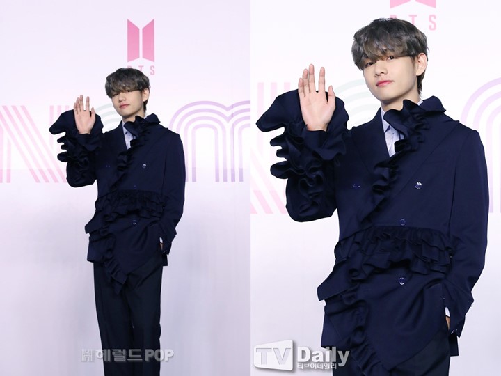 Penampilan Ganteng BTS di Preskon Perilisan \'Dynamite\' Disorot, V Paling Banyak Dipuji