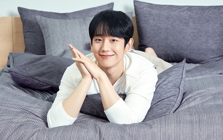 Jung Hae In Curhat Miliki Penyesalan Ini di Umur 20 Tahun