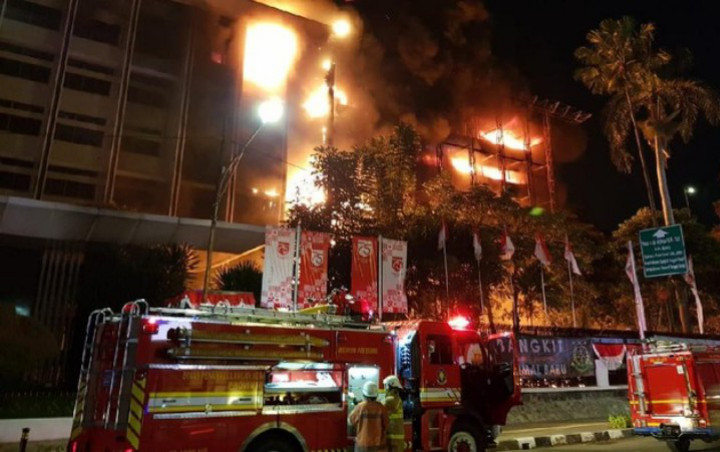 Butuh Waktu 12 Jam, Penyebab Lamanya Pemadaman Api di Gedung Kejagung Terungkap