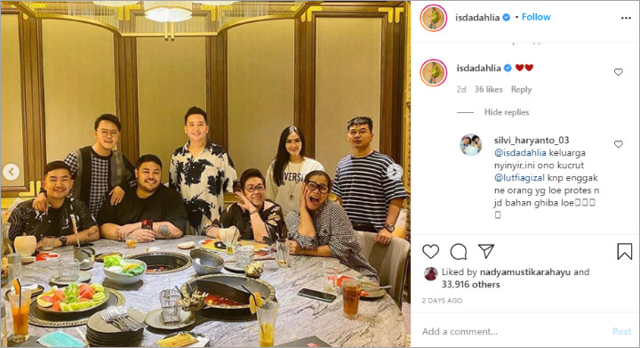 Postingan Iis Dahlia