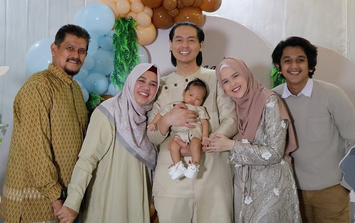 Datang ke Aqiqah Baby Shaquile, Potret Rukun Ayah Cut Meyriska dan Roger Danuarta Bikin Adem
