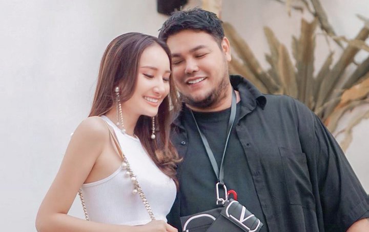 Tinggal Satu Apartemen, Ivan Gunawan Jawab Kabar Kedekatan dengan Bella Aprilia