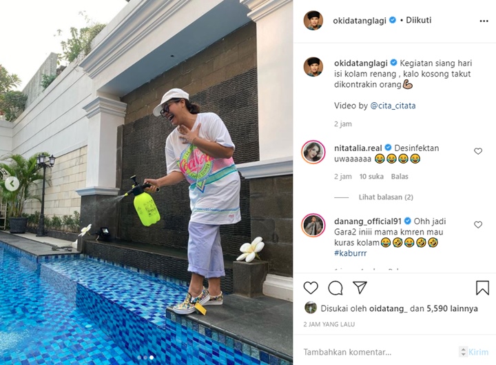 Okky Lukman Bikin Ngakak Isi Kolam Renang Pakai Semprotan Air, Sepatunya Lebih Bikin Salfok