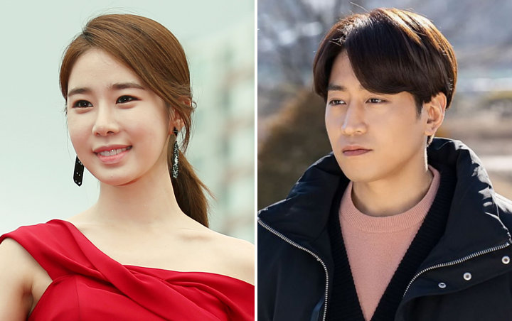 Yoo In Na dan Eric Shinhwa Tampil Percaya Diri di Poster 'The Spy Who Loved Me'