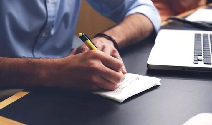 Tingkatkan Kemampuan Menulis Setiap Hari