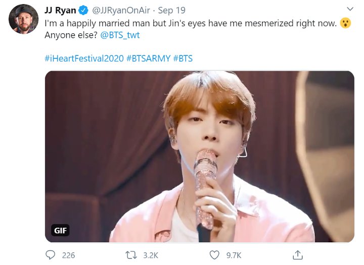 Tatapan Tajam Mata Jin BTS Bikin Pria Beristri Terpesona