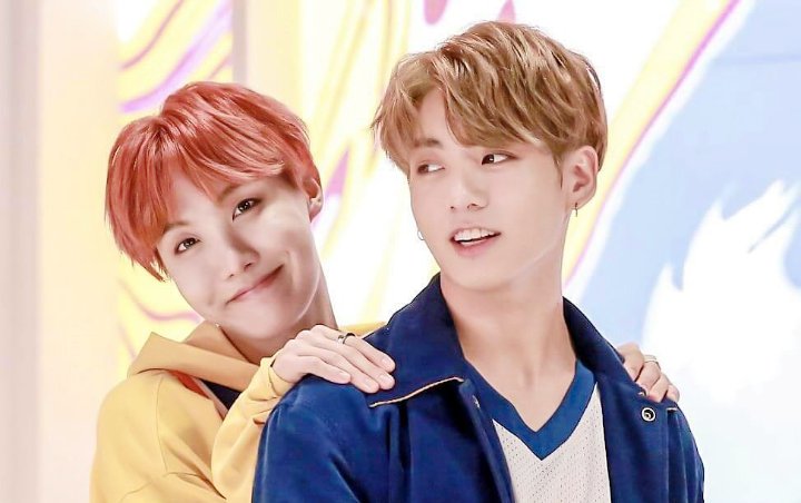 Visual Model Ganteng Ini Dibilang Gabungan J-Hope dan Jungkook BTS, Setuju?