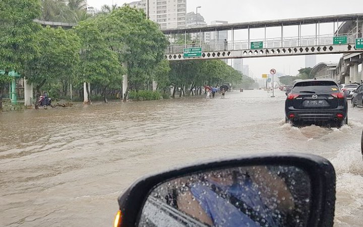 Angin Kencang Hingga Hujan Es, BMKG Ingatkan Cuaca Ekstrem Masuki Masa Pancaroba