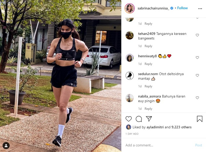 Tak Kalah Dari Deddy Corbuzier, Sabrina Chairunnisa Lari Sambil Pamer Otot Deltoid Bikin Kagum
