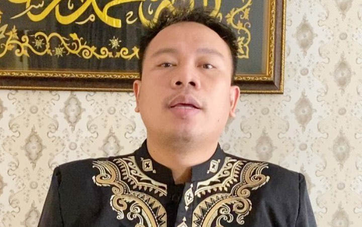 Perdana Jalani Sidang Tatap Muka, Vicky Prasetyo Jelaskan Soal Zina Menurut Islam