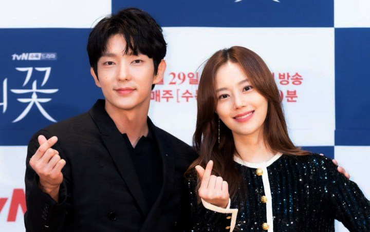 Pertemuan Lee Jun Ki dan Moon Chae Won di 'Flower Of Evil' Ternyata Punya Makna Mendalam Ini