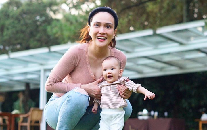 Shandy Aulia Peringati Ulang Tahun Sang Ibu, Wajah Persis Claire Jadi Sorotan