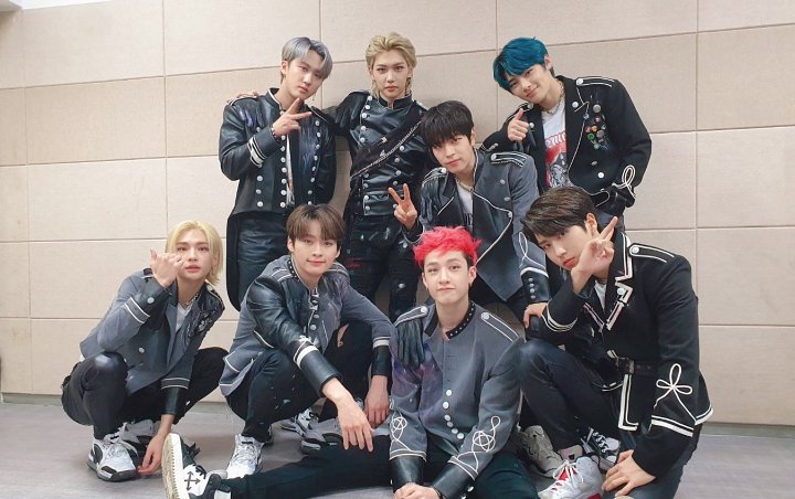 Selain merilis MV untuk lagu utama mereka 'Back Door', Stray Kids juga turut merilis video musik baru untuk lagu lainnya. Kali ini, pada hari ini, Senin (28/9) Stray Kids kembali mengejutkan fans deng