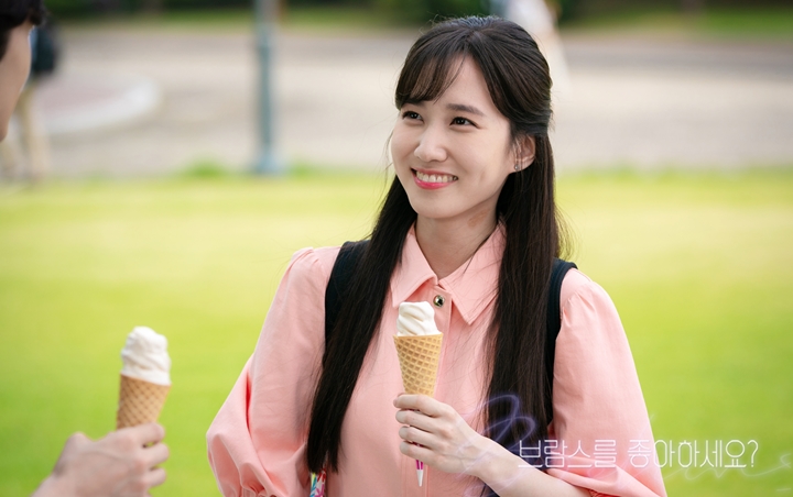 Penonton Soroti Memar Aneh di Leher Park Eun Bin Dalam Drama 'Do You Like Brahms?'
