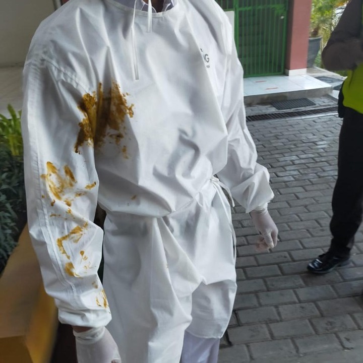 Istri Pasien \'Hadiahkan\' Kotoran ke Satgas COVID-19 Surabaya, Bukti Masyarakat Kurang Edukasi?