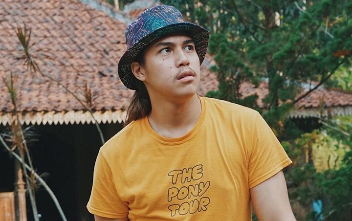 Biasa Tampil Gondrong, El Rumi Akhirnya Potong Rambut Langsung Dipuji Bak Lee Min Ho