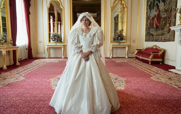 Gaun Putri Diana di The Crown