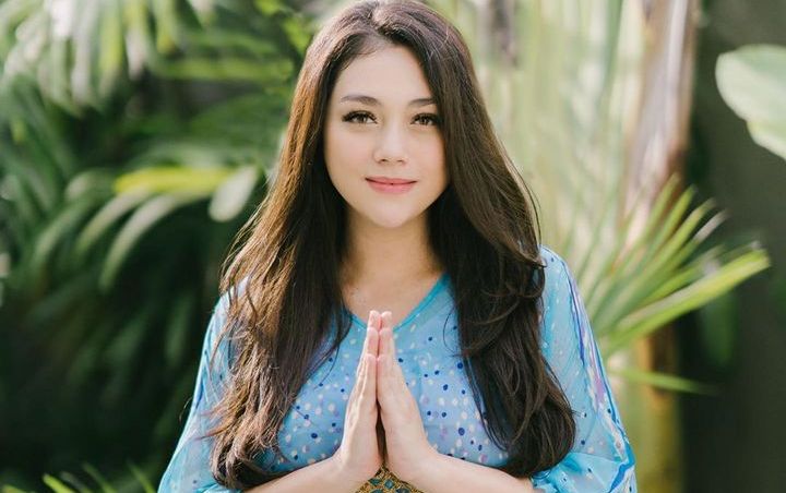 Isu Mualaf Terjawab, Celine Evangelista Ternyata Rajin Lakukan Hal Mulia ke Umat Islam