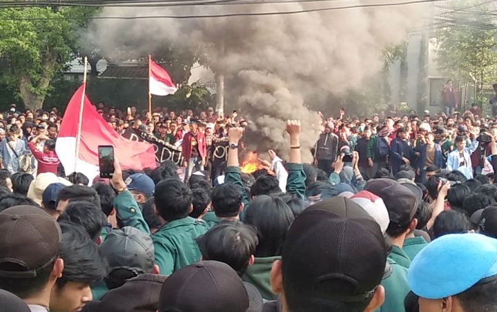 5.000 Mahasiswa Siap Demo ke Istana, Desak Jokowi Keluarkan Perppu UU Cipta Kerja