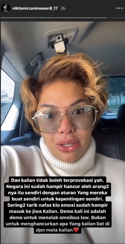 Nikita Mirzani Ingin Ikut Turun Ke Lapangan Untuk Demo