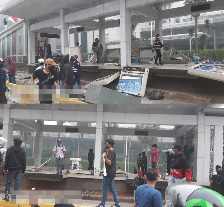 Demo UU Ciptaker di Jakarta Rusuh Berujung Pembakaran Fasilitas Umum, Pemda Kerahkan 20 Ambulans-1