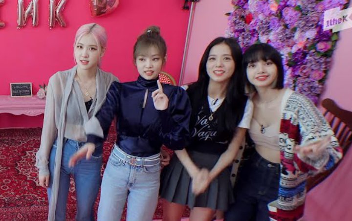 Rose dan Lisa BLACKPINK Akting Jadi Ikan Piaraan, Komentar ...