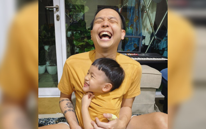 Snow Lebih Sayang Sang Ibu Ketimbang Ernest Prakasa, Uang Jajan hingga Warisan 'Terancam'