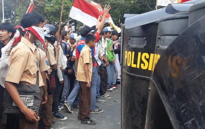 Gambar KPAI Bongkar Pihak yang Sengaja Ajak Pelajar Ikut Demo UU Ciptaker