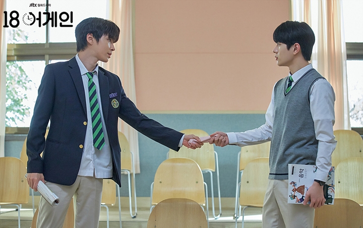 Hwang In Yeop dan Bomin Gencar Rebutan Cewek di '18 Again', Fans Perang Dukungan