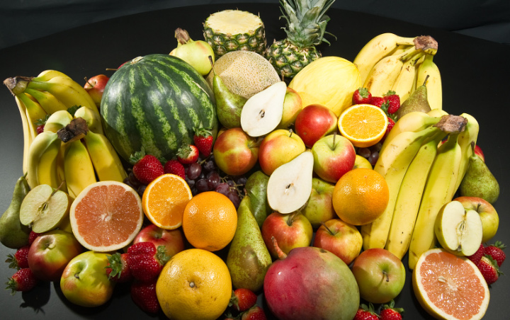 Jangan Dibuang Dulu! Ini 7 Jenis Buah Yang Kulitnya Bisa Dimanfaatkan Untuk Kecantikan