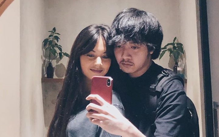 Geger Aurelie Moeremans Mendadak Pamer Perut Buncit, Reaksi Pacar Tampan Jadi Paling Disorot