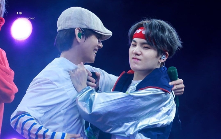 Persis Kucing, Suga Lagi-Lagi Jual Mahal Ogah Dipeluk V BTS