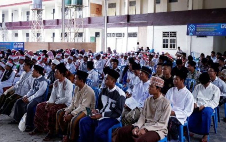 Peringati Hari Santri Nasional, Menag Singgung Soal Corona di Pesantren