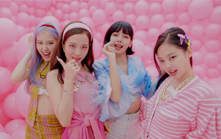 Rose dan Jennie Dorong Lisa untuk Lebih Banyak Bicara Saat Wawancara dalam Bahasa Inggris