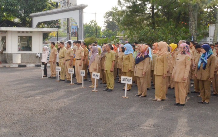 PNS Di Jabar Dilarang Nabung Oleh Ridwan Kamil Selama Pandemi, Kenapa?