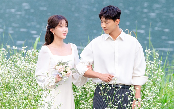 Ji Soo Ungkap Alasan Tak Ada Ciuman Dengan Lim Soo Hyang di 'When I Was the Most Beautiful'