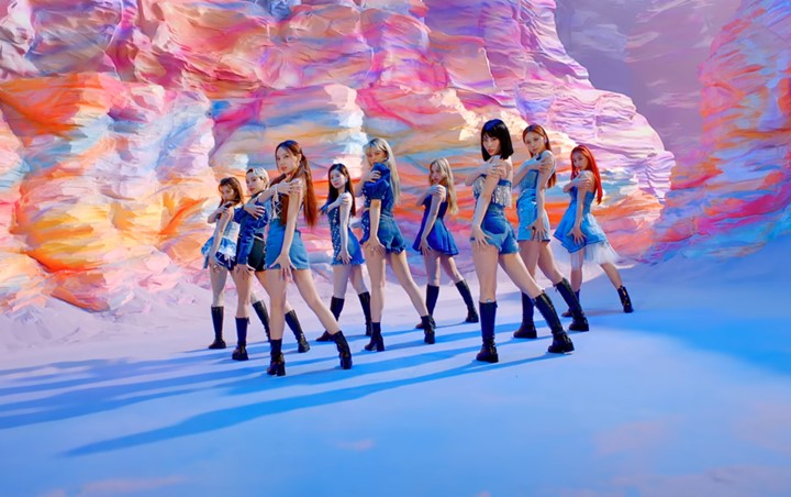 Twice Tampil Sebagai Wanita Kuat Tak Terkalahkan Dalam MV Comeback 'I Can't Stop Me'