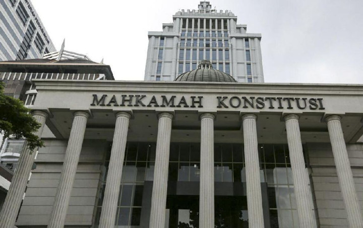 Jokowi 'Diam-Diam' Teken UU Ciptaker, KSPI Akan Balas Dengan Gugat Ke MK