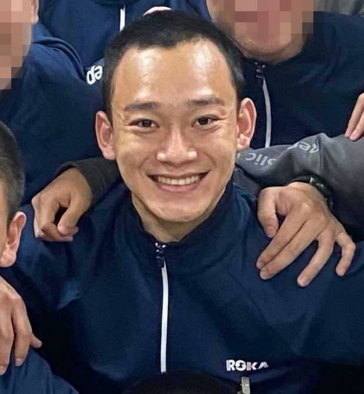 Chen EXO Senyum Sumringah di Foto Pertama Usai Jalani Wajib Militer